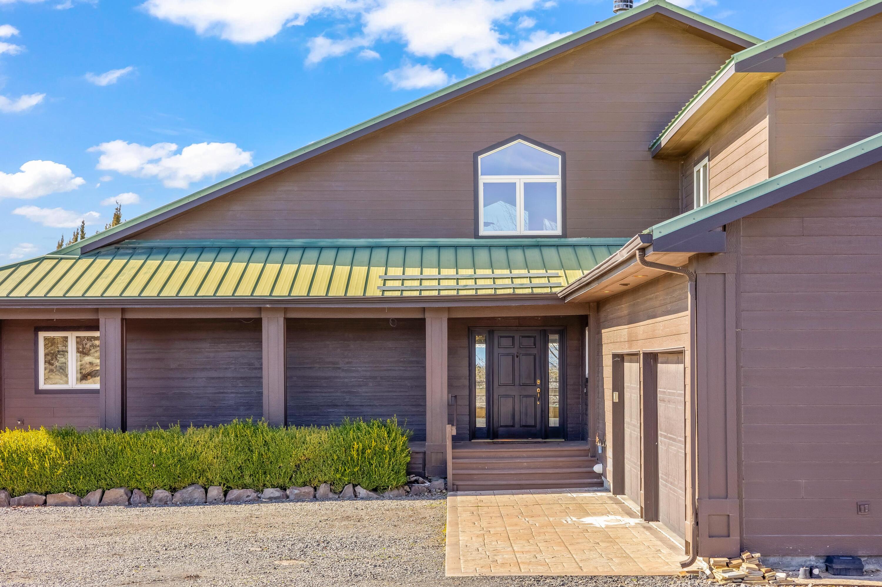 1164 Southwest Parrish Lane Powell Butte, OR 97753 - Photo 12 of 54 05