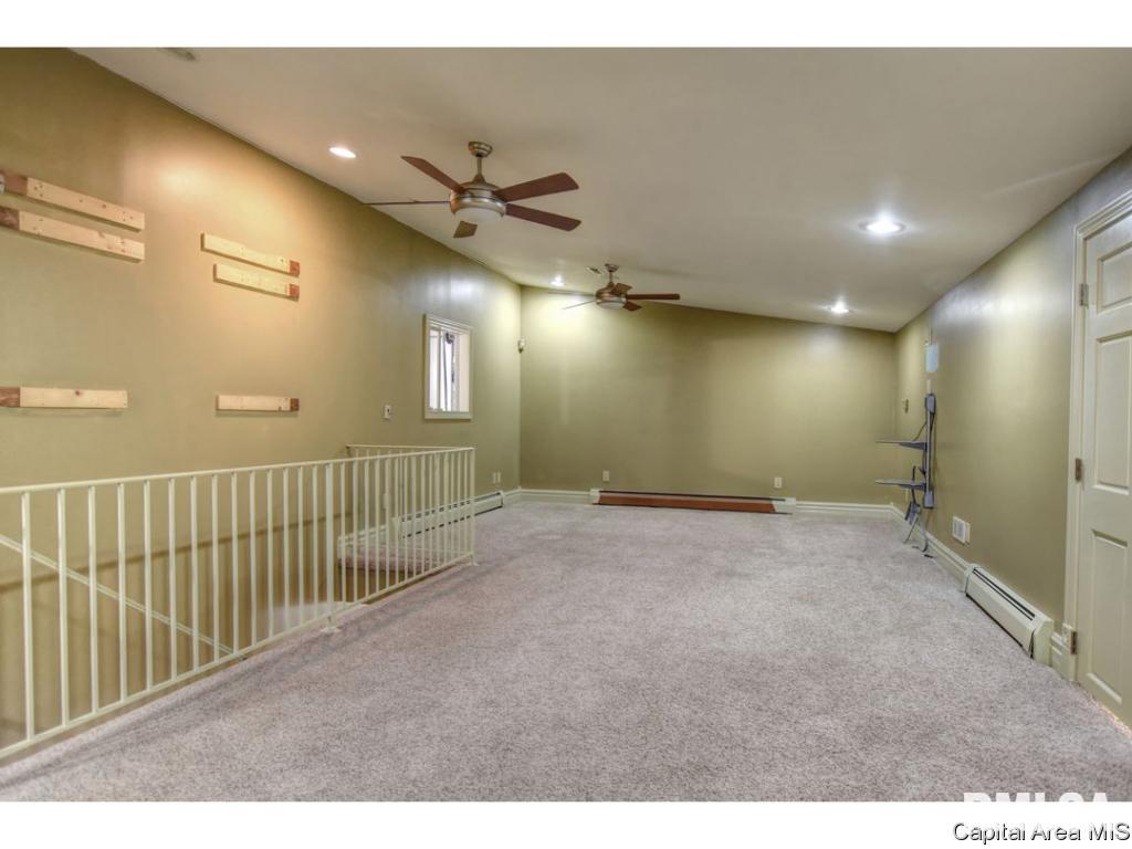 3363 Spaulding Orchard Road Springfield, IL 62711 - Photo 24 of 35