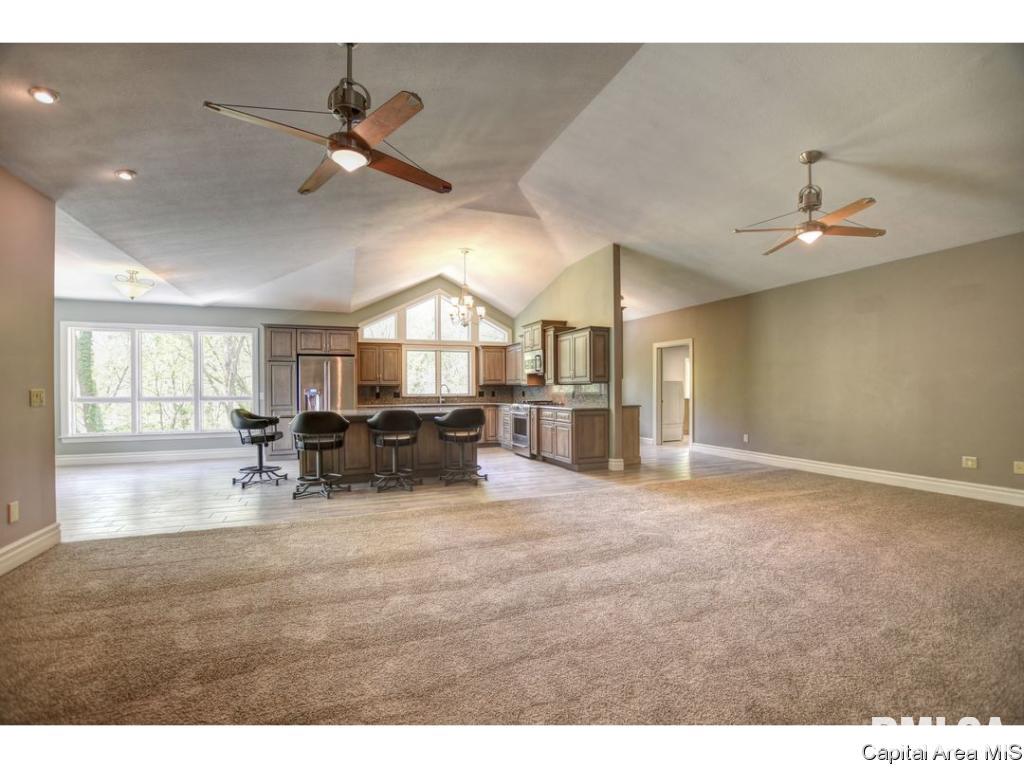 3363 Spaulding Orchard Road Springfield, IL 62711 - Photo 3 of 35