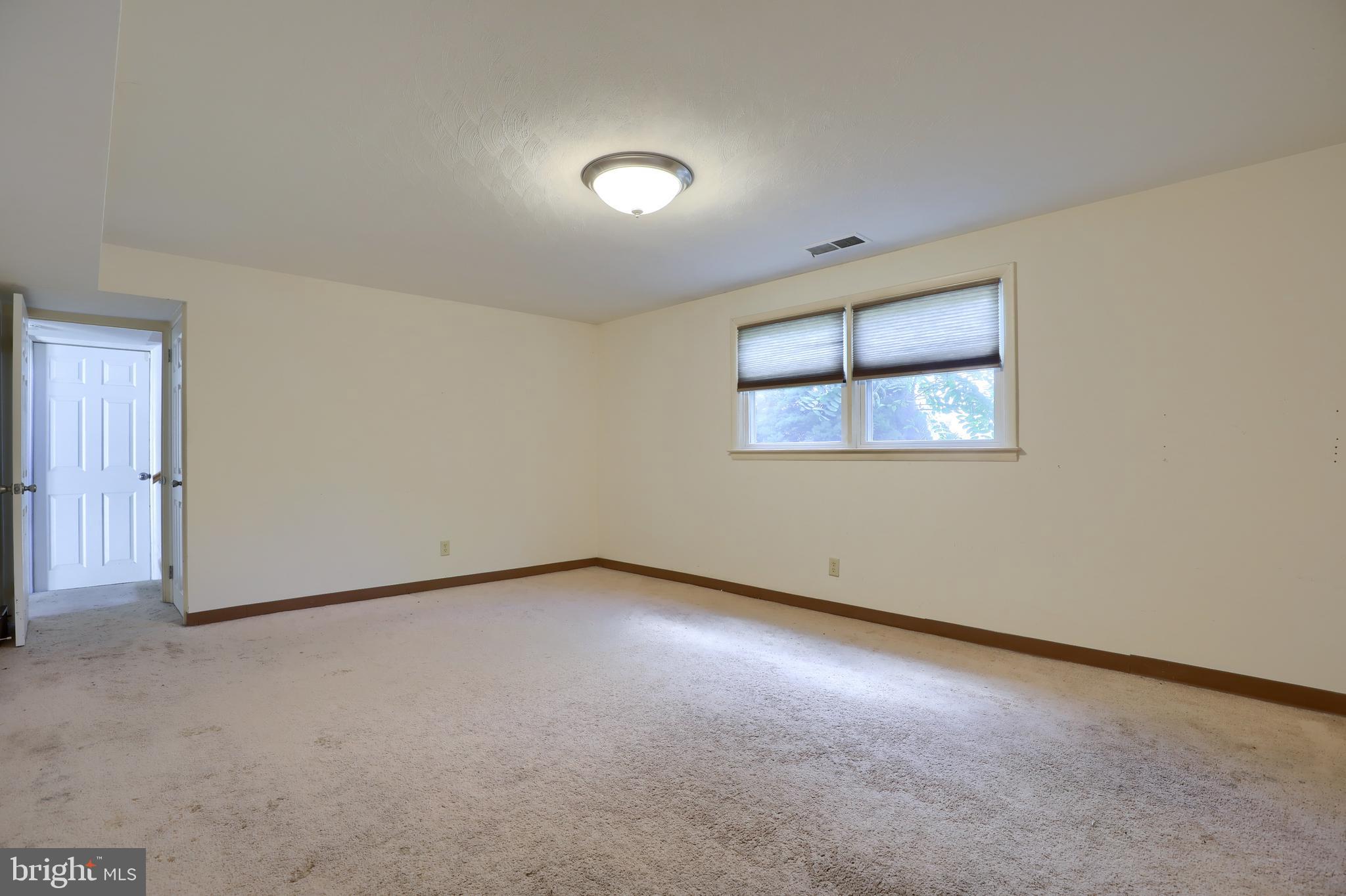 2650 Hartford Road York, PA 17402 - Photo 17 of 43 Gallery Image 17