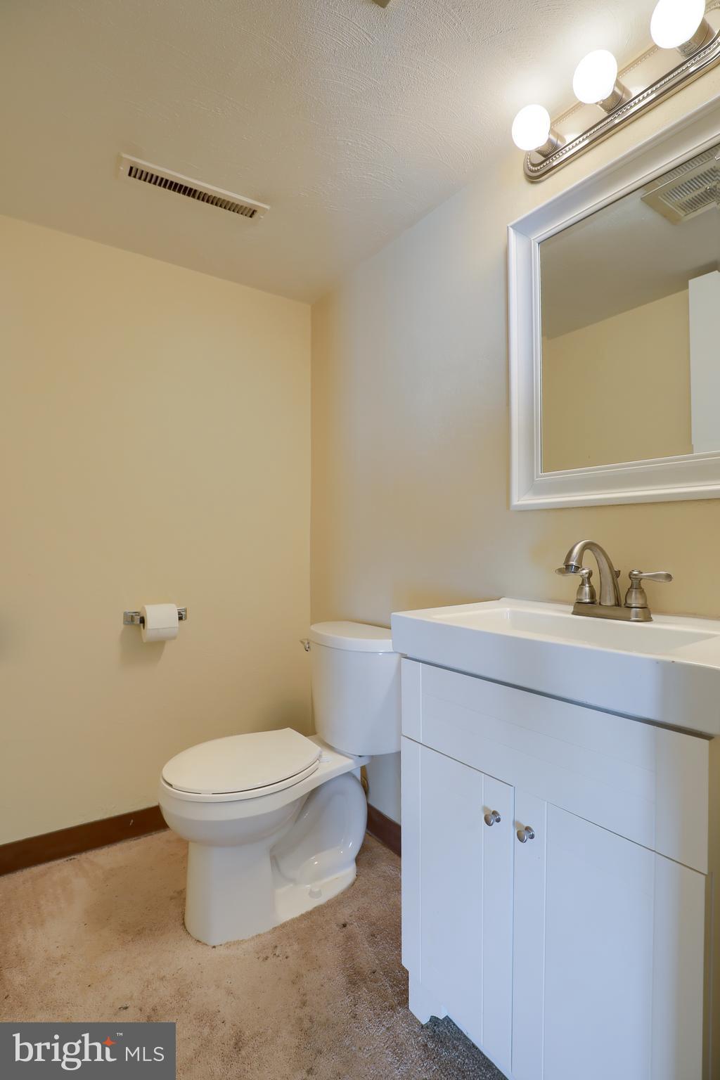 2650 Hartford Road York, PA 17402 - Photo 32 of 43 Gallery Image 32