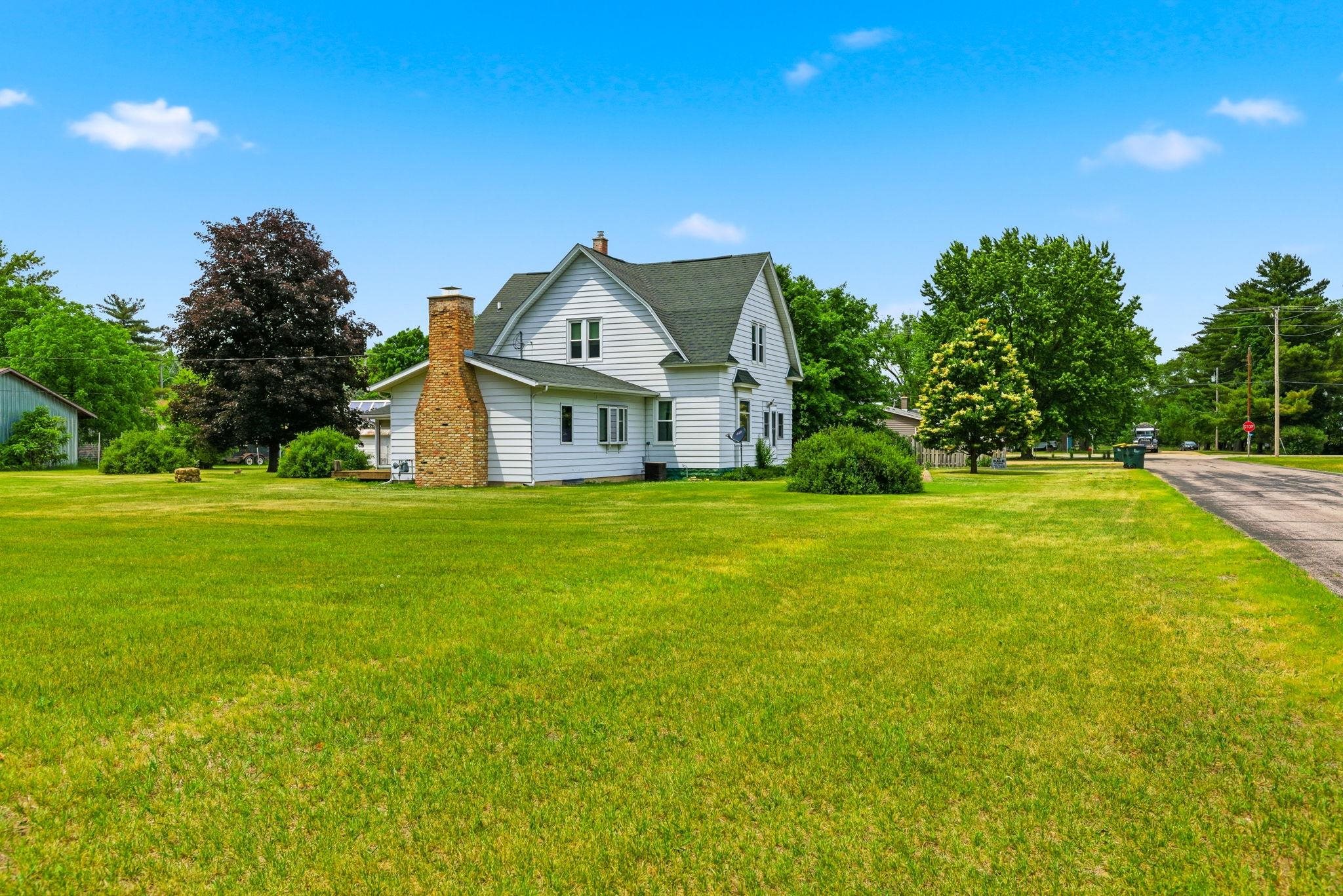 106 South 7th Street Avoca, WI 53506 - Photo 5 of 56