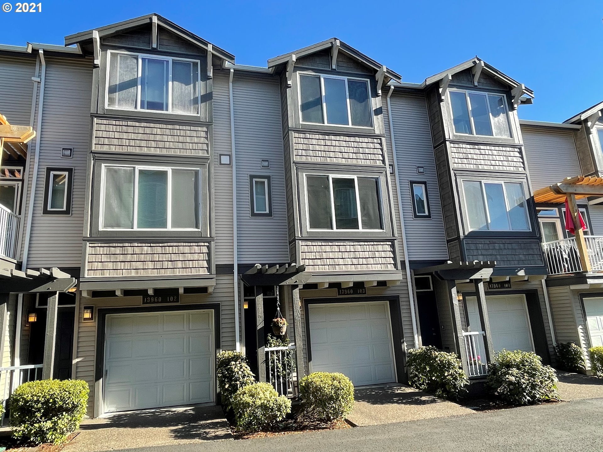 13960 Southwest Scholls Ferry Road, Unit 102 Beaverton, OR 97007 - Photo 1 of 20 Gallery Image 1