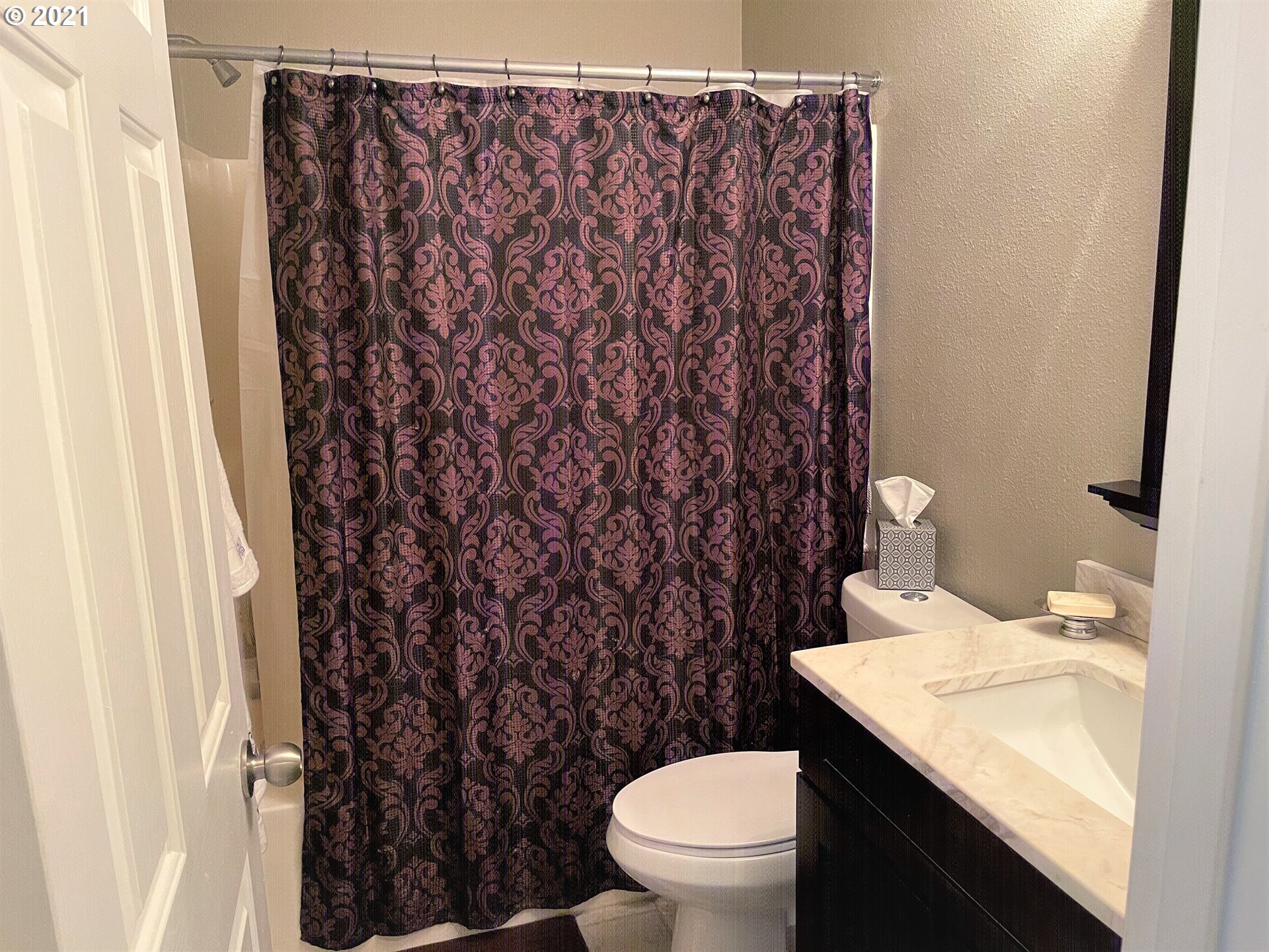 13960 Southwest Scholls Ferry Road, Unit 102 Beaverton, OR 97007 - Photo 14 of 20 Gallery Image 14