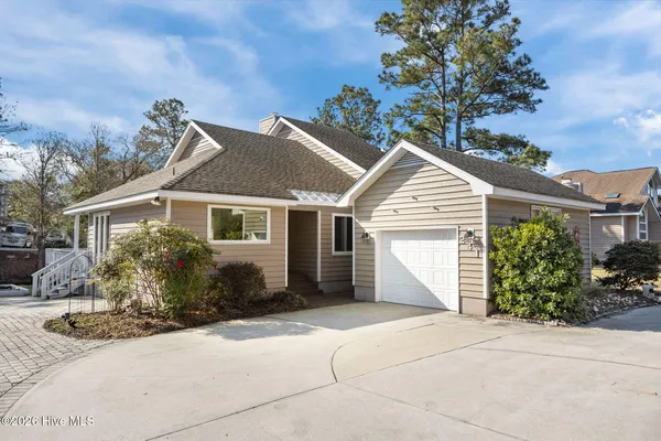 $750,000 | 241 Windjammer West, Emerald Isle, NC 28594