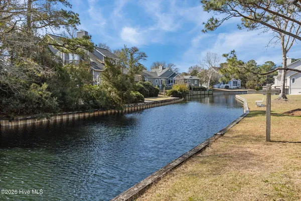 $750,000 | 241 Windjammer West, Emerald Isle, NC 28594
