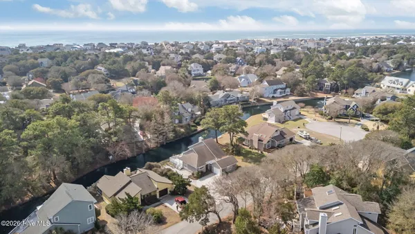 $750,000 | 241 Windjammer West, Emerald Isle, NC 28594