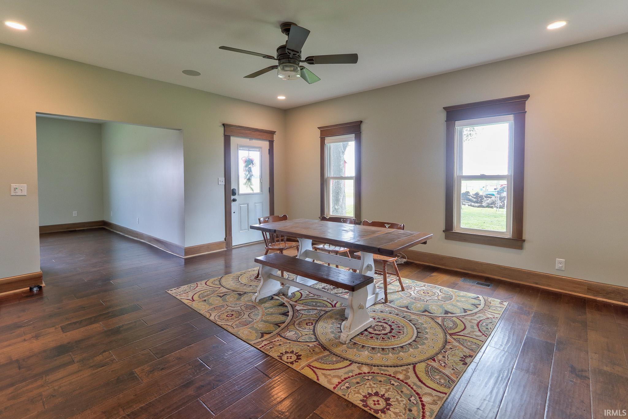 7600 Roth Road Evansville, IN 47712 - Photo 8 of 35 Gallery Image 8
