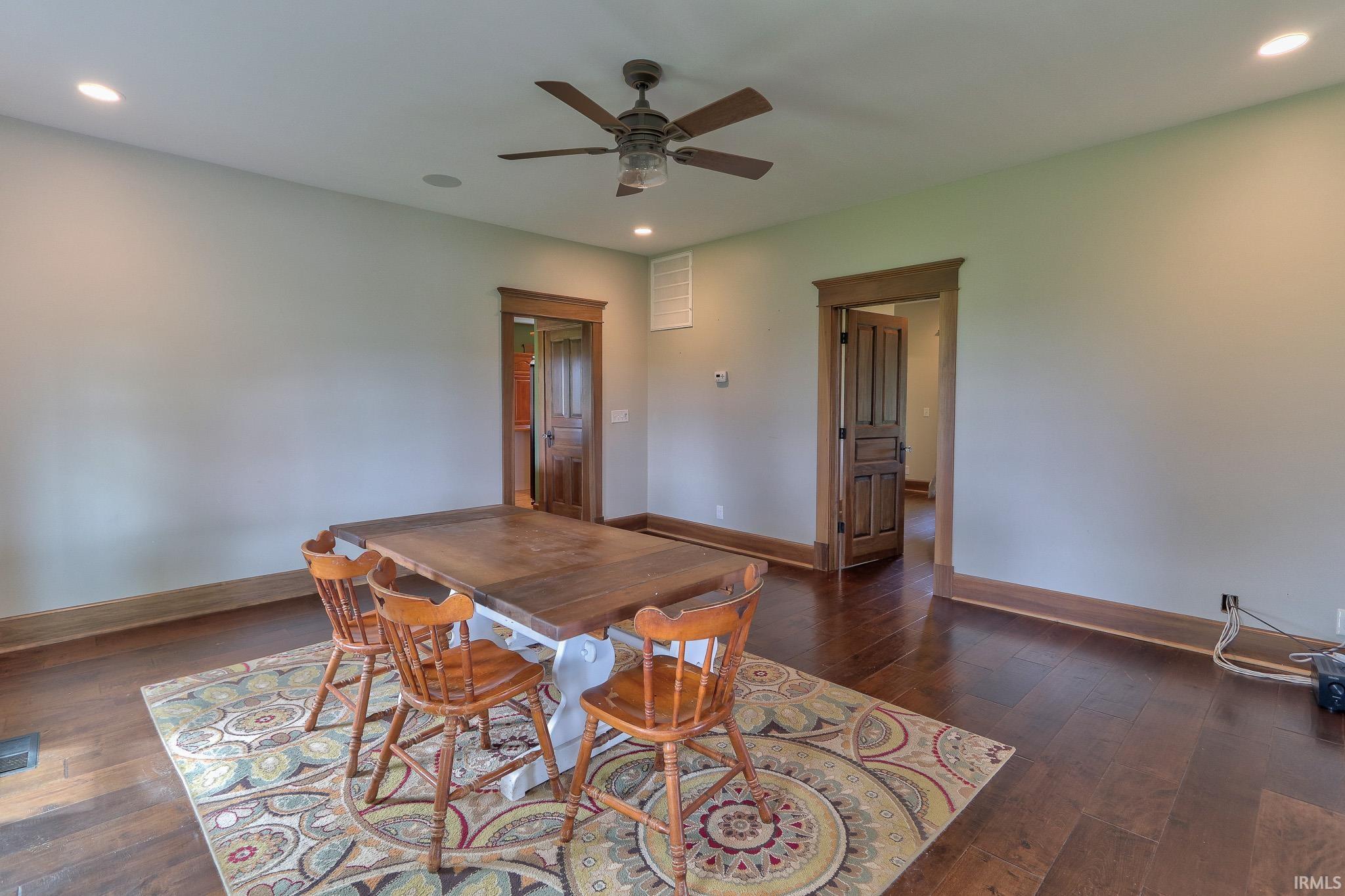7600 Roth Road Evansville, IN 47712 - Photo 9 of 35 Gallery Image 9