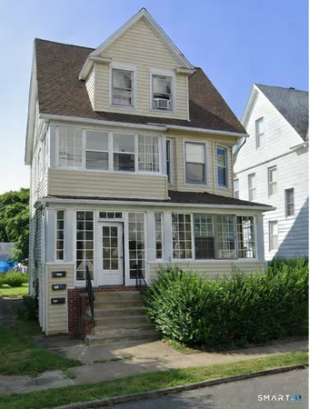 $1,950 | 183 Hawley Avenue, Unit 1, Bridgeport, CT 06606