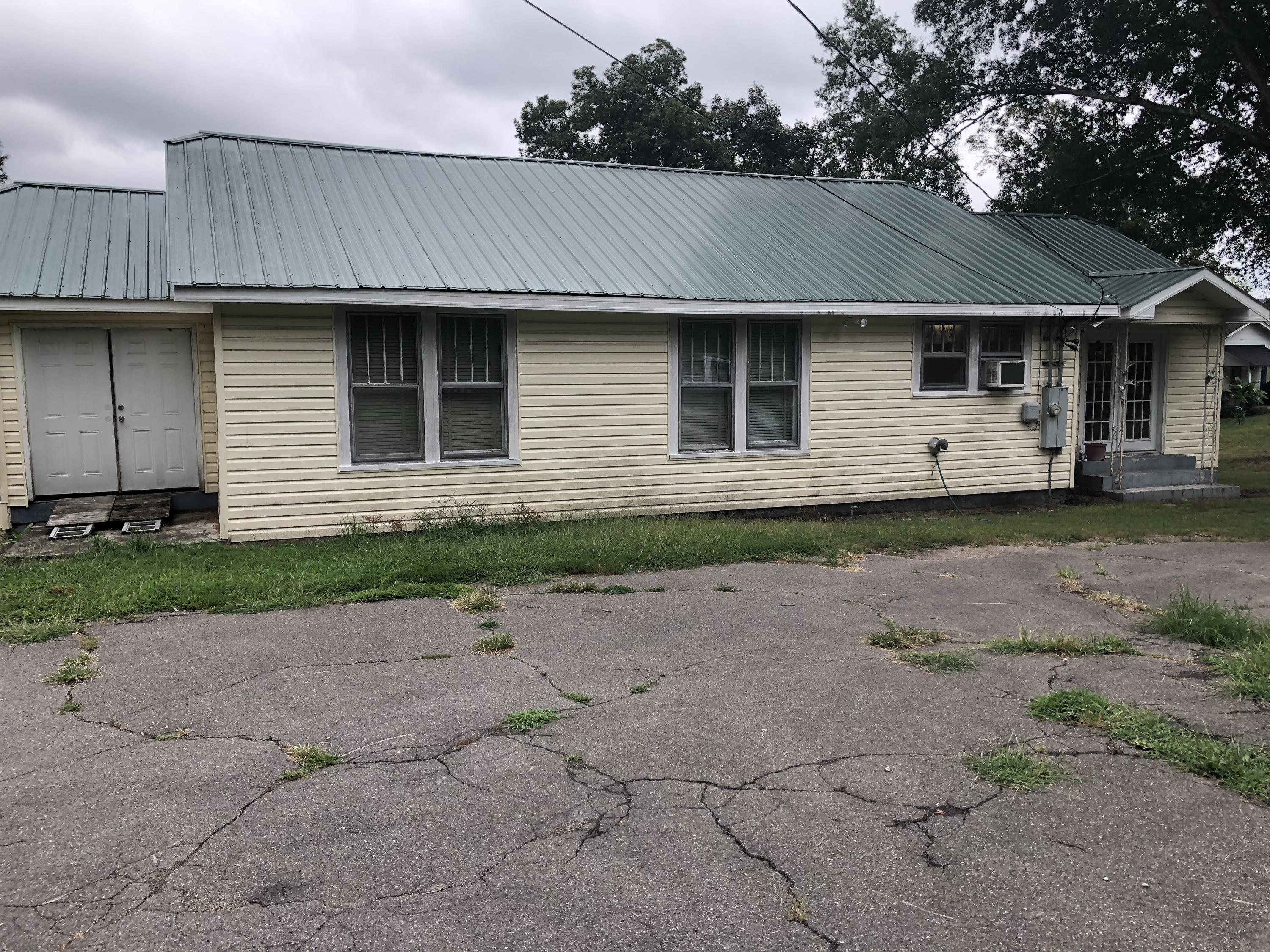 204 Hogan Road Rossville, GA 30741 - Photo 1 of 16 Hogan6