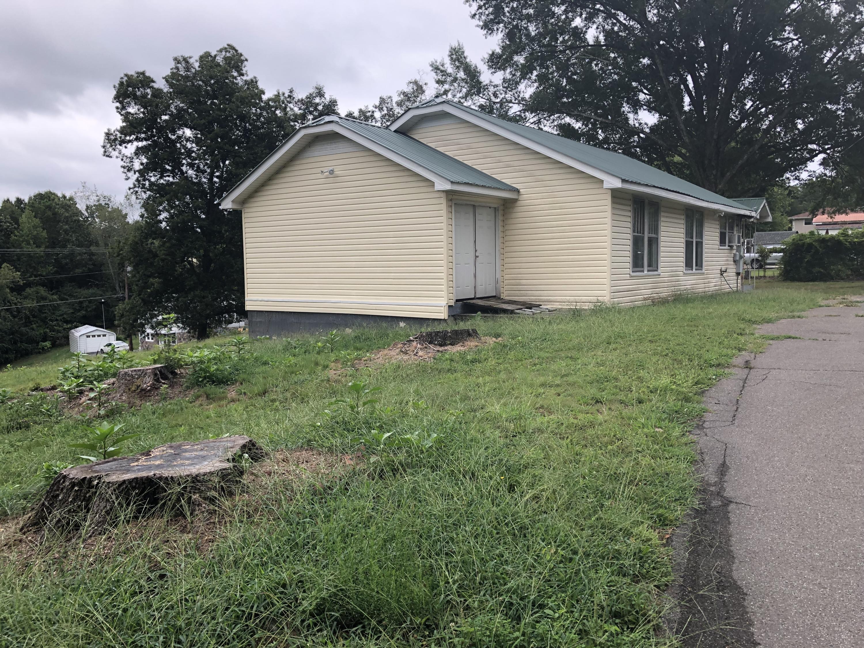 204 Hogan Road Rossville, GA 30741 - Photo 2 of 16 hogan5
