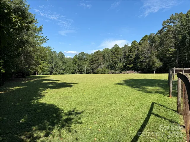 $650,000 | 26 Bell Lane, Columbus, NC 28722