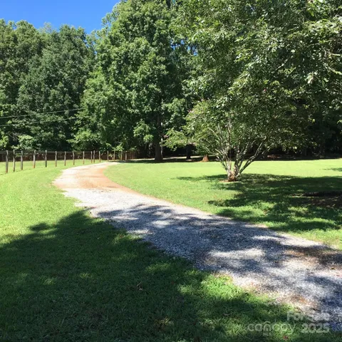 $650,000 | 26 Bell Lane, Columbus, NC 28722