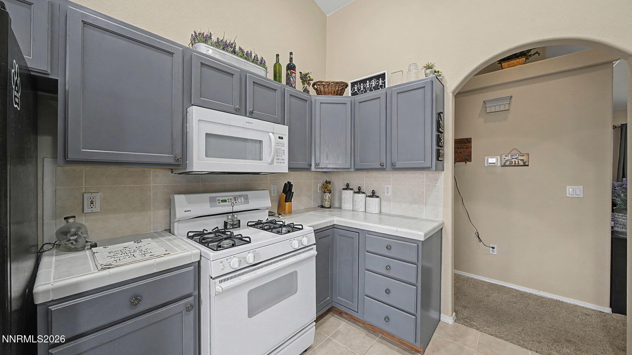 906 Julia Lane Fernley, NV 89408 - Photo 21 of 49 21-13_DSC09053-Edit