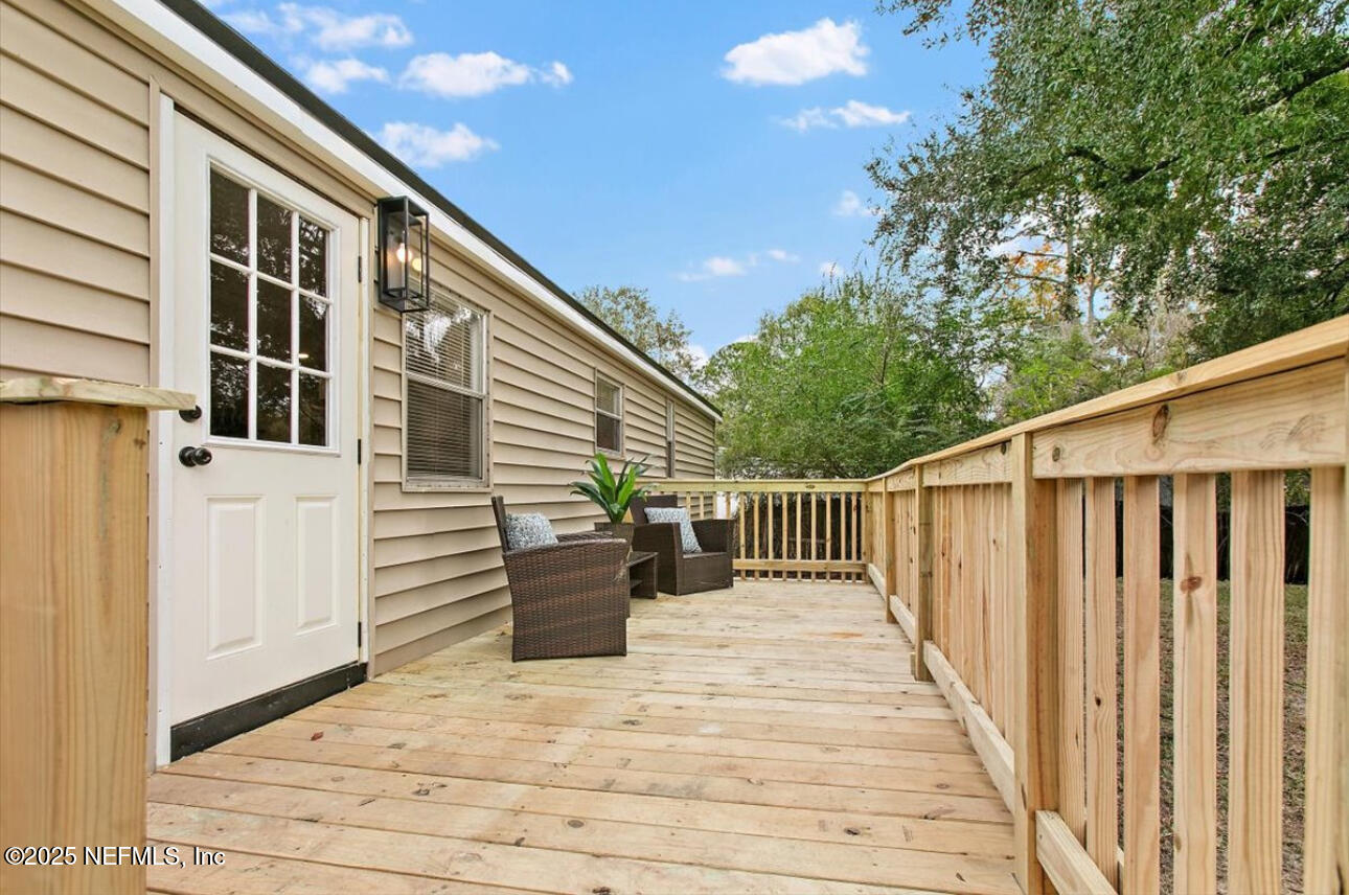 3032 Snell Street Jacksonville, FL 32218 - Photo 14 of 17 a balcony view with a seating space