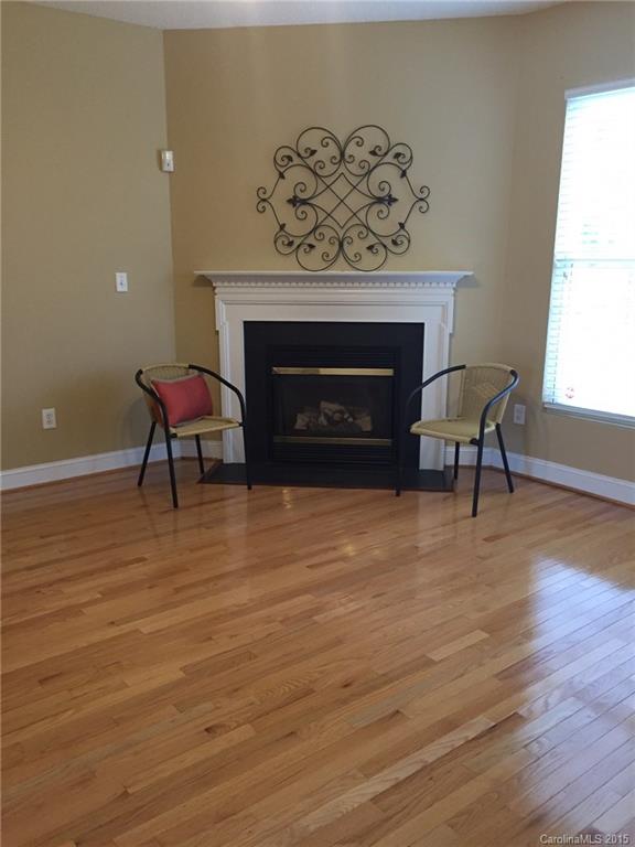 8816 Hedge Maple Road Charlotte, NC 28269 - Photo 4 of 23
