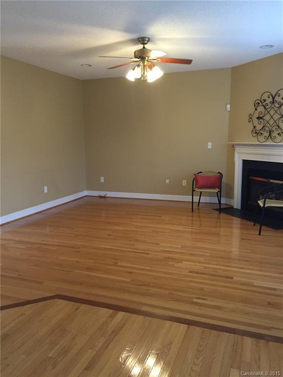 8816 Hedge Maple Road Charlotte, NC 28269 - Photo 5 of 23