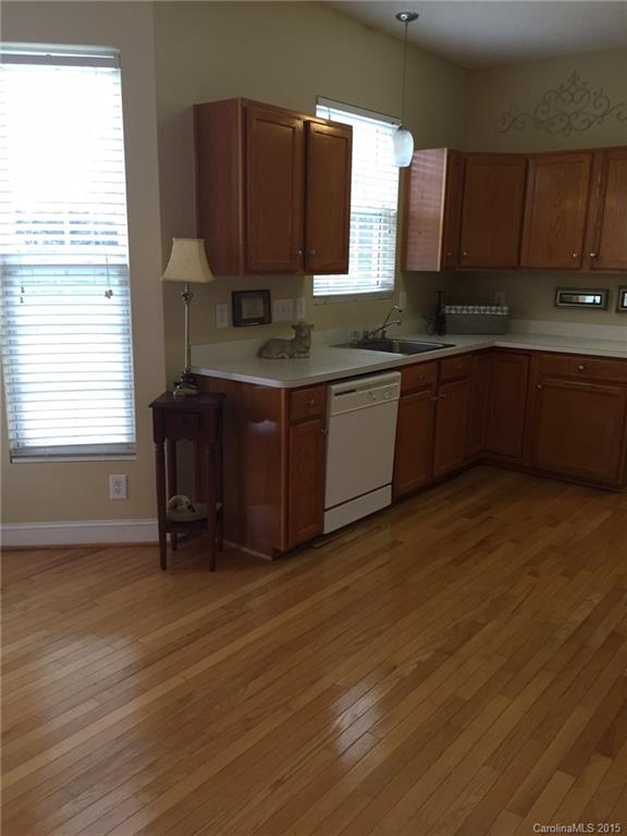 8816 Hedge Maple Road Charlotte, NC 28269 - Photo 9 of 23