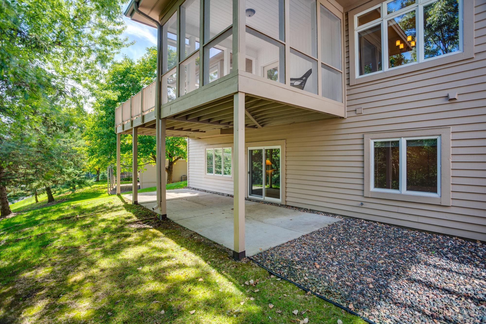 7089 Crowne Oak Road Eden Prairie, MN 55344 - Photo 48 of 58 Gallery Image 48