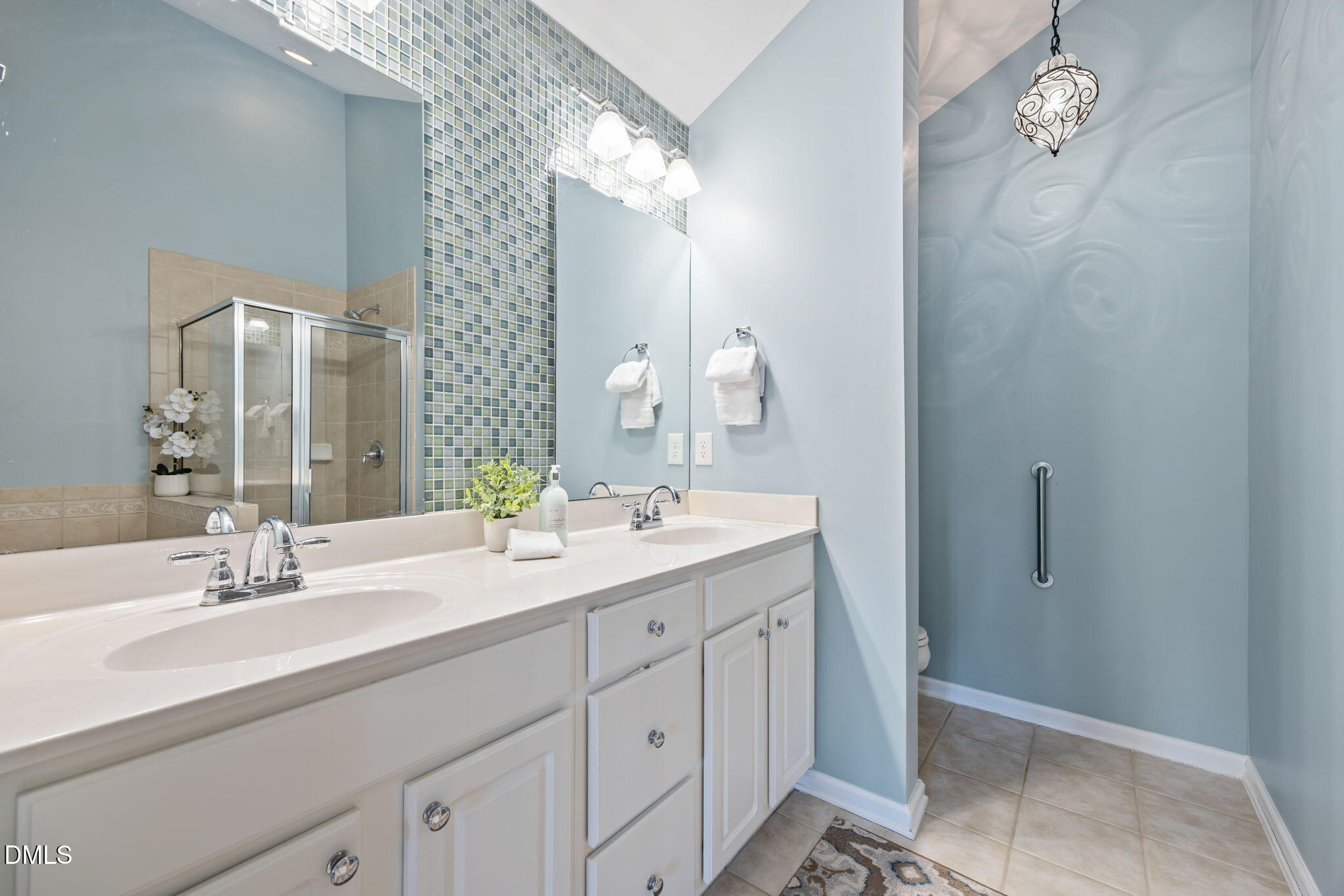 5901 Hourglass Court Raleigh, NC 27612 - Photo 34 of 46 31-web-or-mls-IMG_8871
