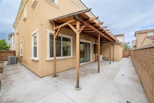 a view of a house with porch
