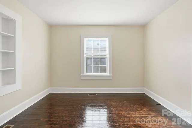 $147,900 | 358 North Cleghorn Street, Rutherfordton, NC 28139