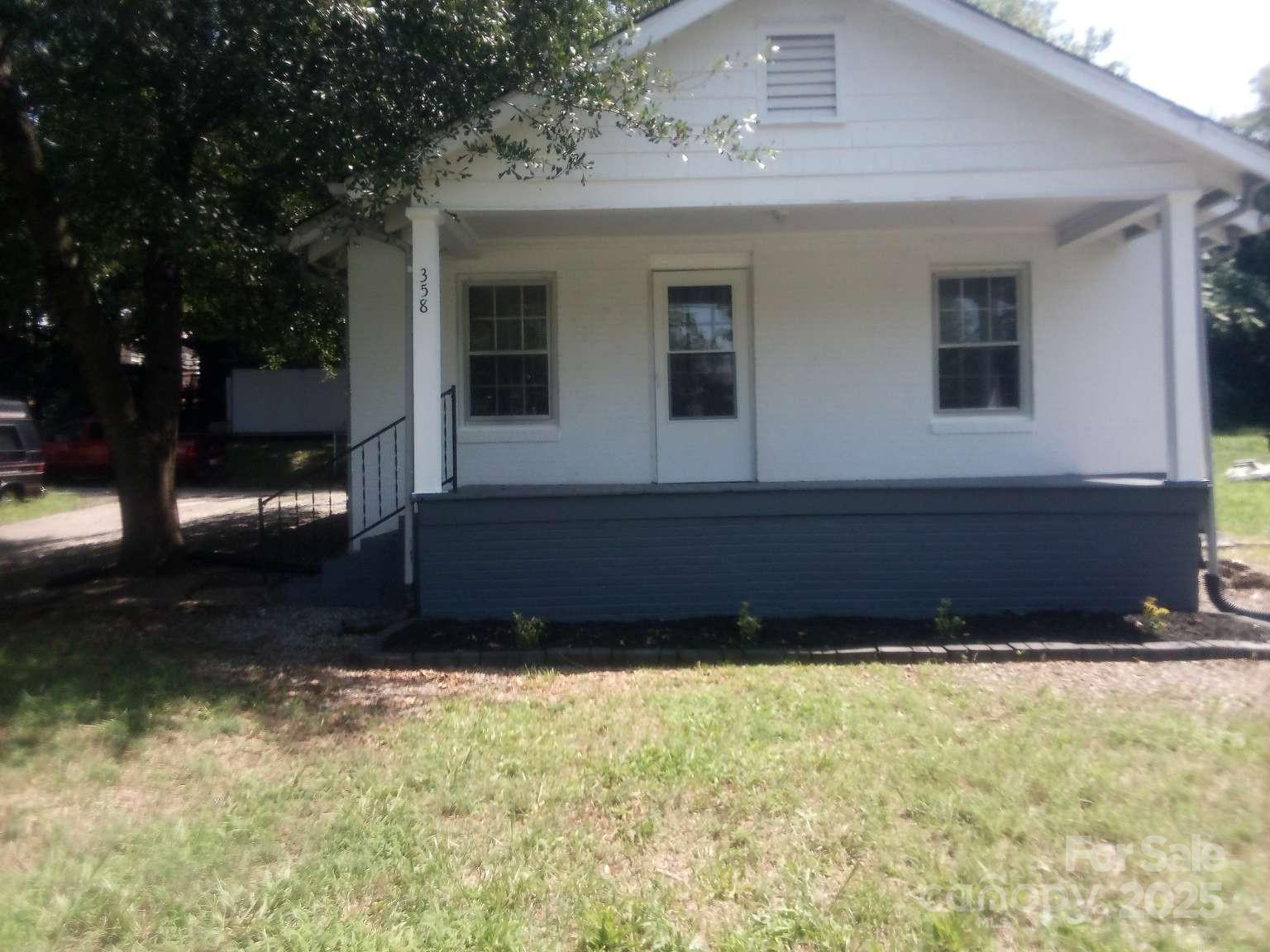 358 North Cleghorn Street Rutherfordton, NC 28139 - Photo 2 of 24