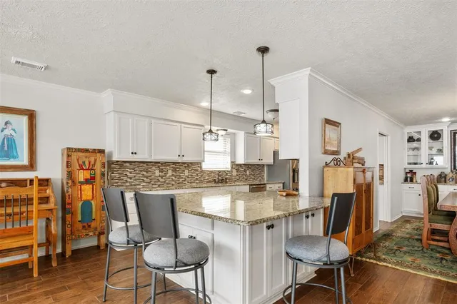 $795,000 | 22766 Diamond Bay Drive, Frankston, TX 75763