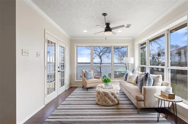 $795,000 | 22766 Diamond Bay Drive, Frankston, TX 75763
