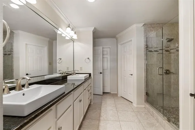 $795,000 | 22766 Diamond Bay Drive, Frankston, TX 75763