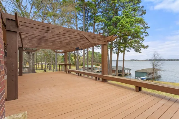 $795,000 | 22766 Diamond Bay Drive, Frankston, TX 75763