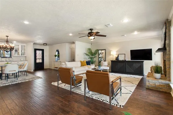 $795,000 | 22766 Diamond Bay Drive, Frankston, TX 75763