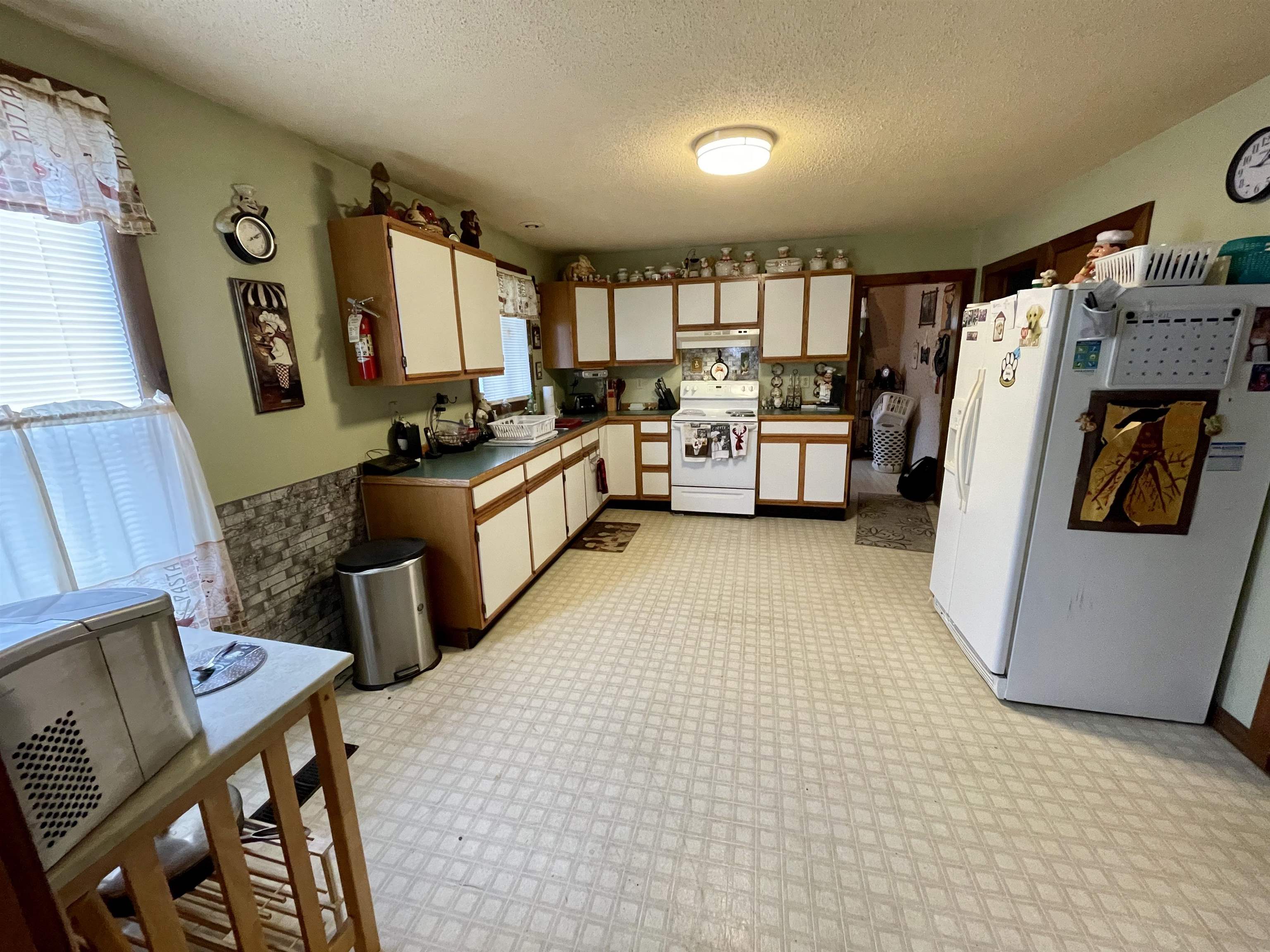 47 Cleveland Avenue Rutland, VT 05701 - Photo 10 of 18