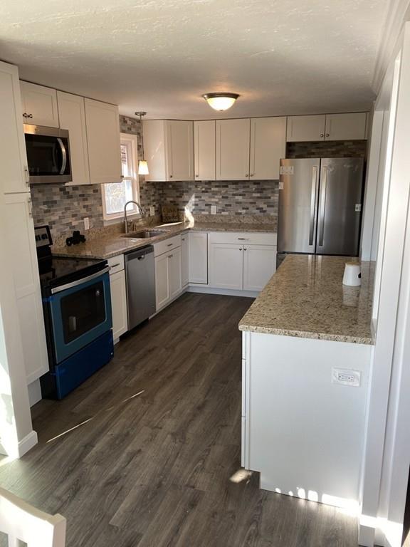 155 Acushnet Road Mattapoisett, MA 02739 - Photo 2 of 14 Gallery Image 2