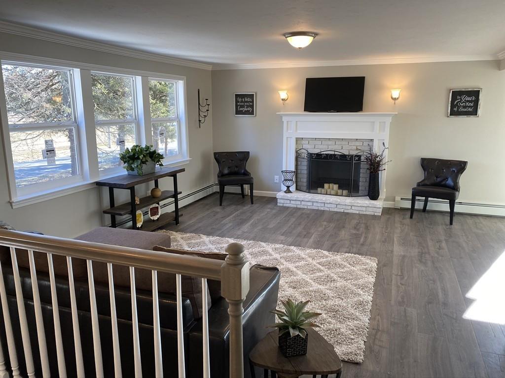 155 Acushnet Road Mattapoisett, MA 02739 - Photo 5 of 14 Gallery Image 5