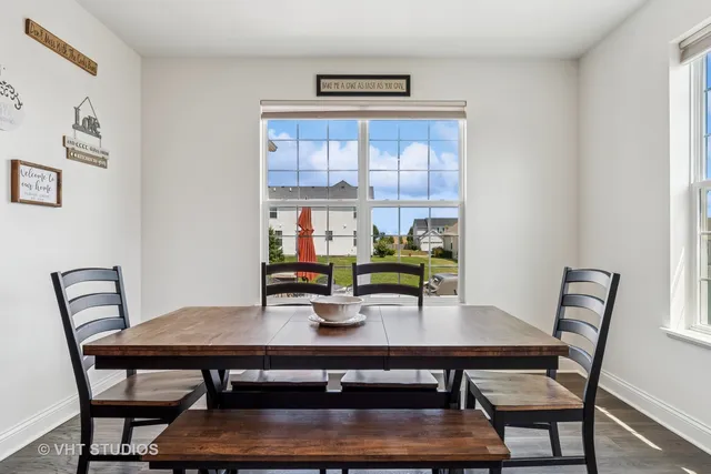 $499,000 | 2096 Country Hills Drive, Yorkville, IL 60560