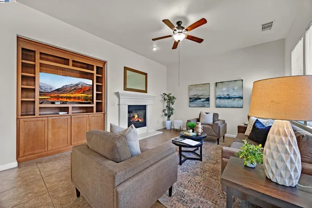 $849,000 | 655 Ray Street, Brentwood, CA 94513