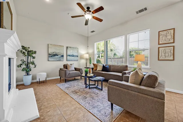 $849,000 | 655 Ray Street, Brentwood, CA 94513