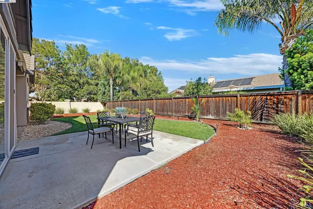 $849,000 | 655 Ray Street, Brentwood, CA 94513