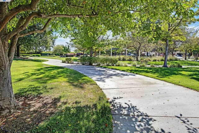 $849,000 | 655 Ray Street, Brentwood, CA 94513