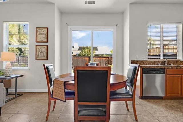 $849,000 | 655 Ray Street, Brentwood, CA 94513