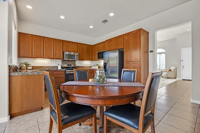 $849,000 | 655 Ray Street, Brentwood, CA 94513