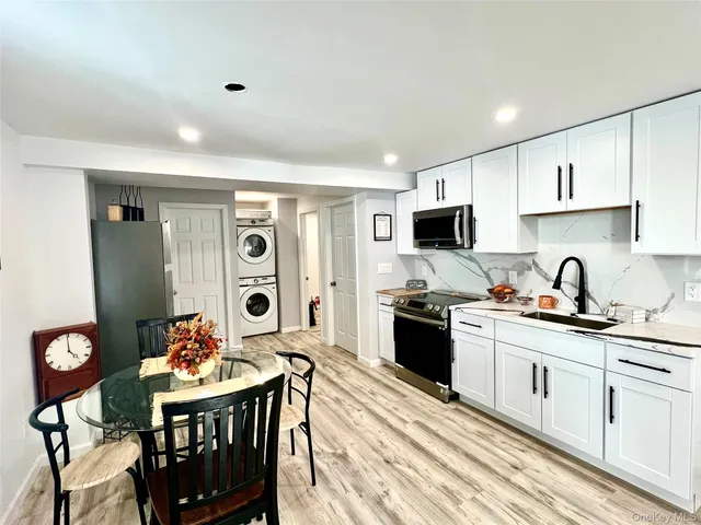 $2,500 | 126 West Main Street, Unit 2, Middletown, NY 10940