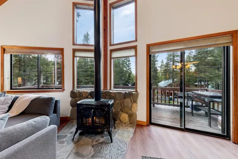 $969,000 | 14751 Copenhagen Drive, Truckee, CA 96161