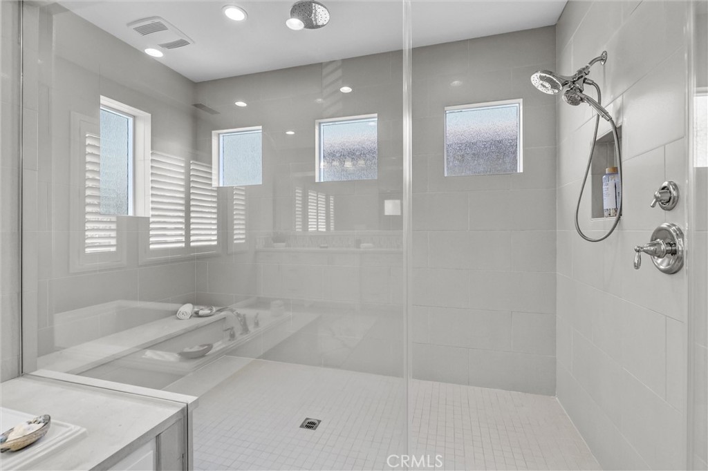 119 Patton Way Tustin, CA 92782 - Photo 30 of 58