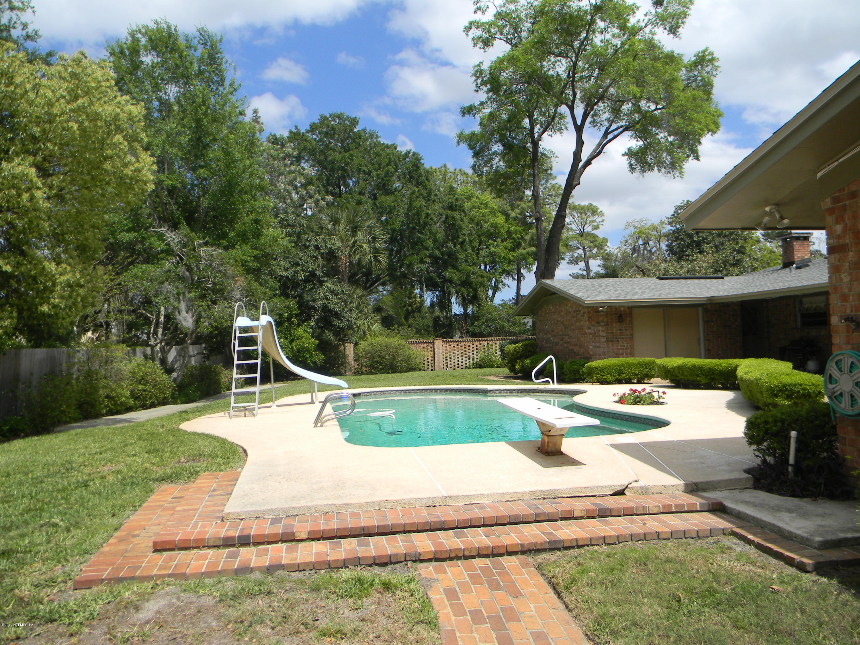 1248 Molokai Road Jacksonville, FL 32216 - Photo 30 of 32 Backyard view from Pool House