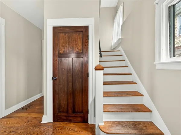 $189,900 | 521 Benton Street, Rochester, NY 14620