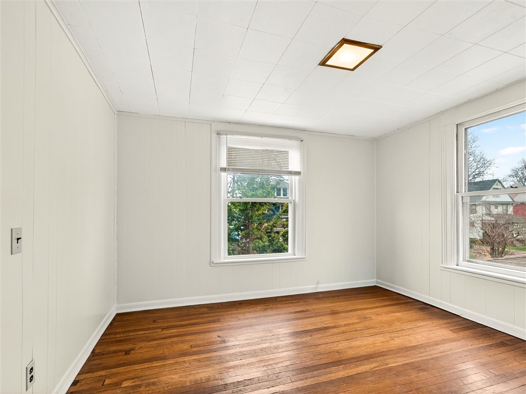 521 Benton Street Rochester, NY 14620 - Photo 21 of 34