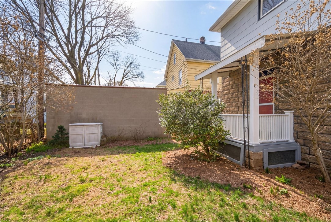 521 Benton Street Rochester, NY 14620 - Photo 32 of 34 Back Yard